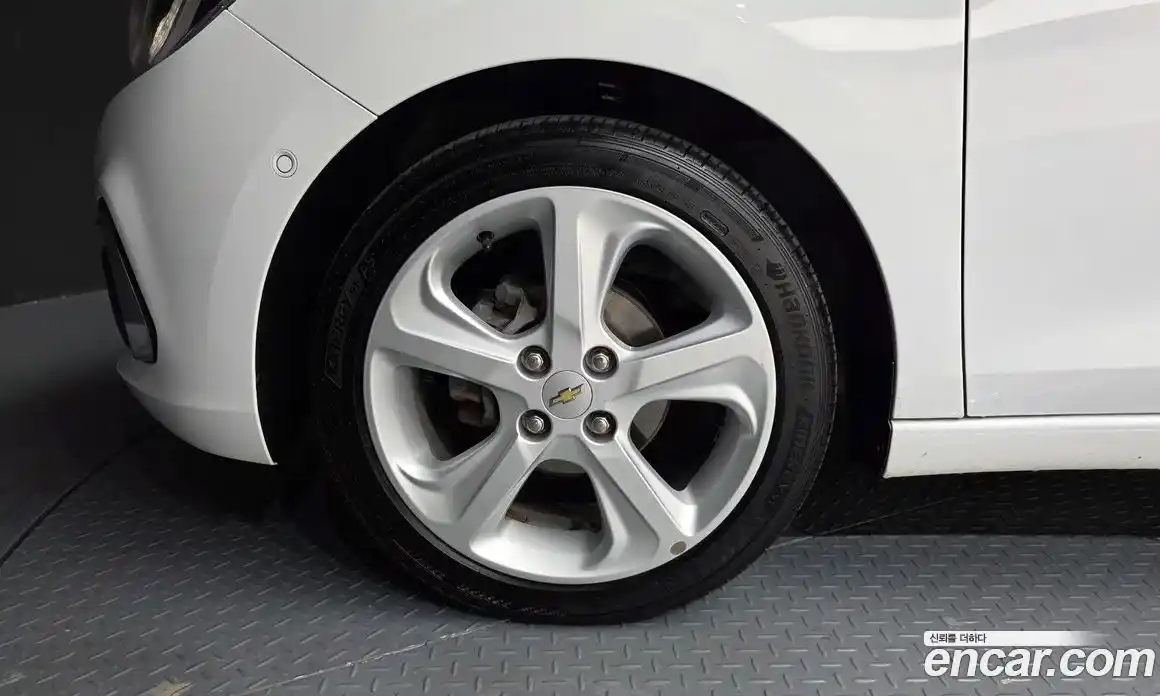 Chevrolet Spark 2015 1.0 Автомат в Москве № 1012495, фото 5