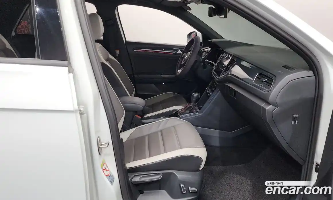 Volkswagen T-Roc 2021 2.0 гидро в Москве № 1014621, фото 11
