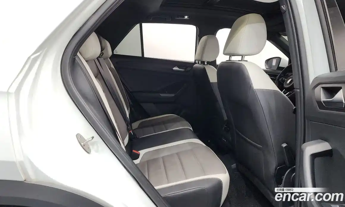 Volkswagen T-Roc 2021 2.0 гидро в Москве № 1014621, фото 12