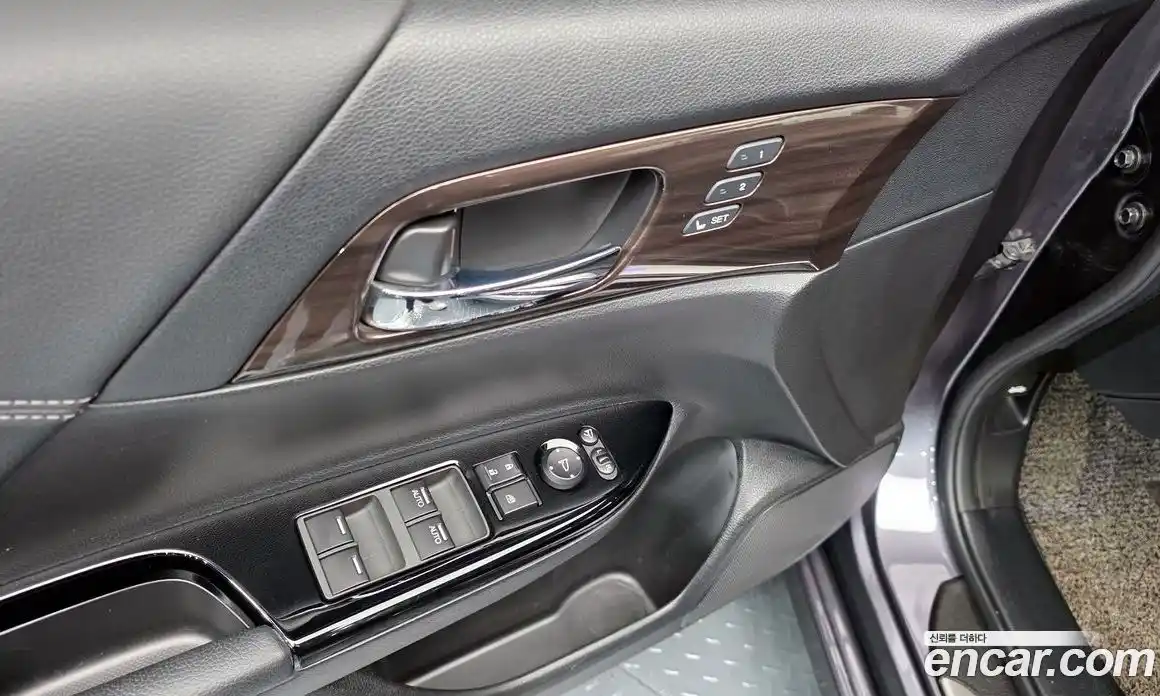 Honda Accord 2017 2.0 гидро в Москве № 1015395, фото 18