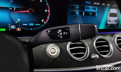 Mercedes-Benz E-Class 2023 1.9 гидро в Москве № 139810, миниатюра 9