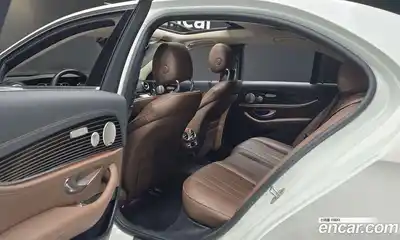 Mercedes-Benz E-Class 2023 3.0 гидро в Москве № 141438, миниатюра 12