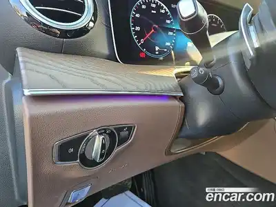 Mercedes-Benz E-Class 2022 2.0 гидро в Москве № 142913, миниатюра 10