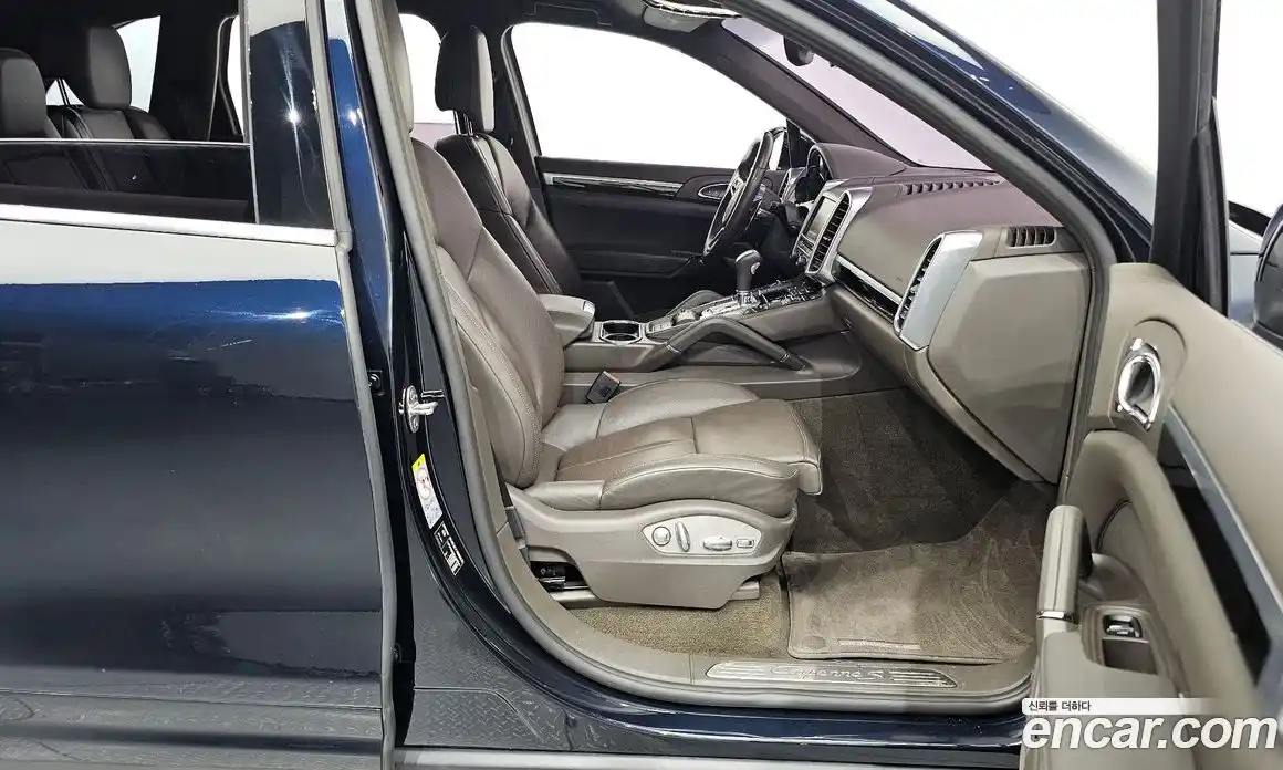 Porsche Cayenne 2015 4.1 гидро в Москве № 147110, фото 11