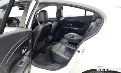 Renault SM3 2010 1.6 гидро в Москве № 149622, миниатюра 12