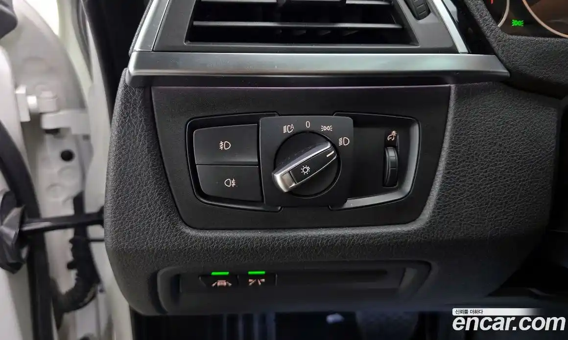 BMW 3-Series 2017 2.0 Автомат в Москве № 159036, фото 13