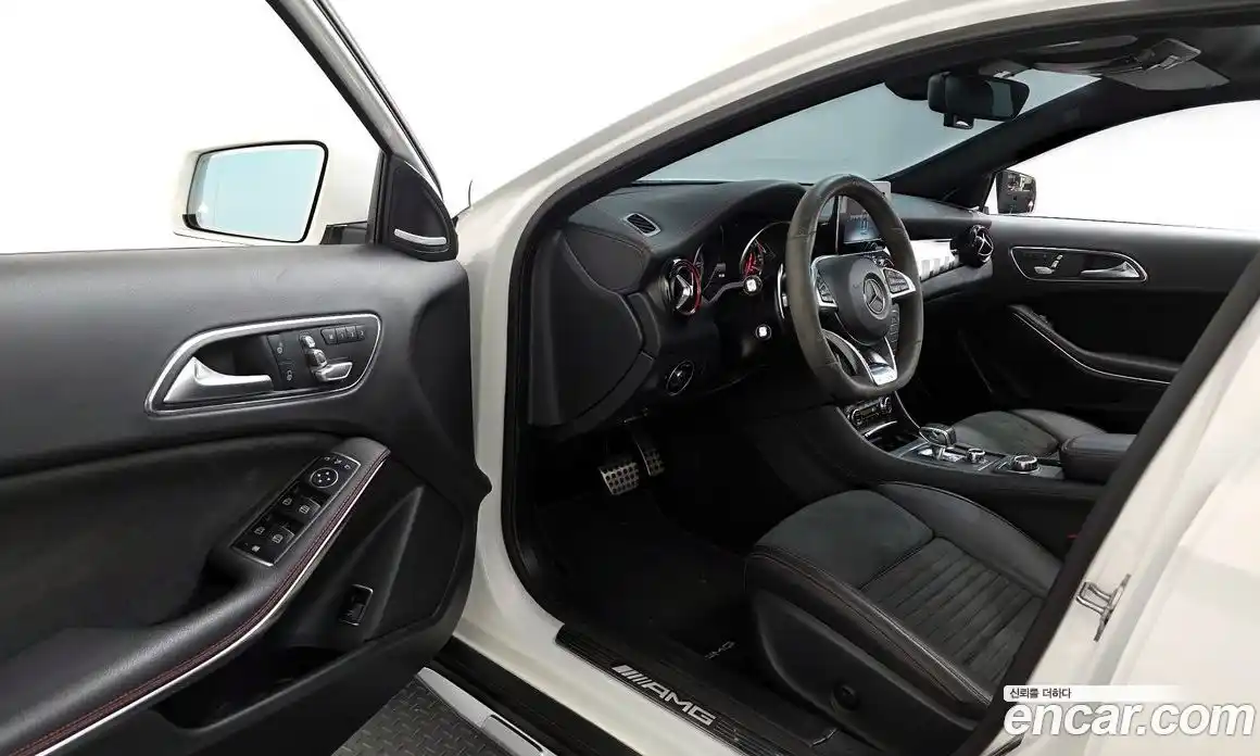 Mercedes-Benz GLA-Class 2019 2.0 гидро в Москве № 161391, фото 10