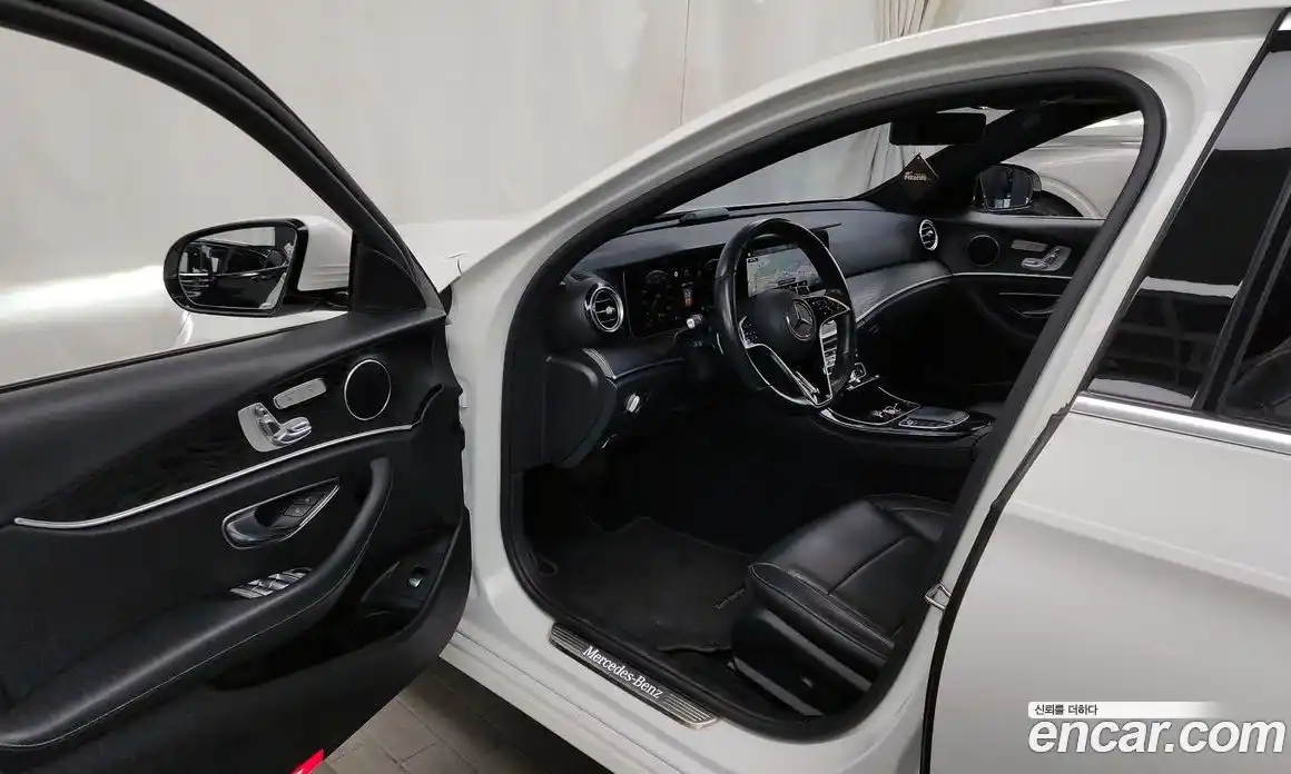 Mercedes-Benz E-Class 2021 2.0 гидро в Москве, фото 10