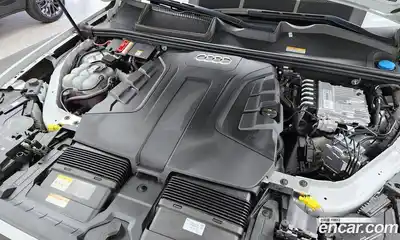Audi Q7 2023 3.0 гидро в Москве № 162881, миниатюра 6