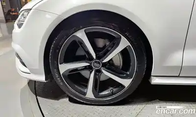 Audi A7 2015 2.0 гидро в Москве № 163617, миниатюра 5