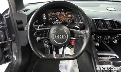 Audi R8 2017 5.2 гидро в Москве № 163645, миниатюра 12