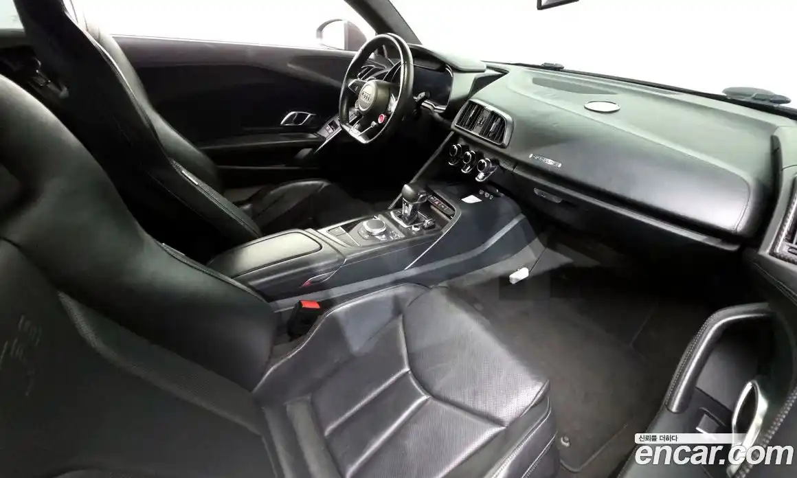Audi R8 2017 5.2 гидро в Москве № 163645, фото 7