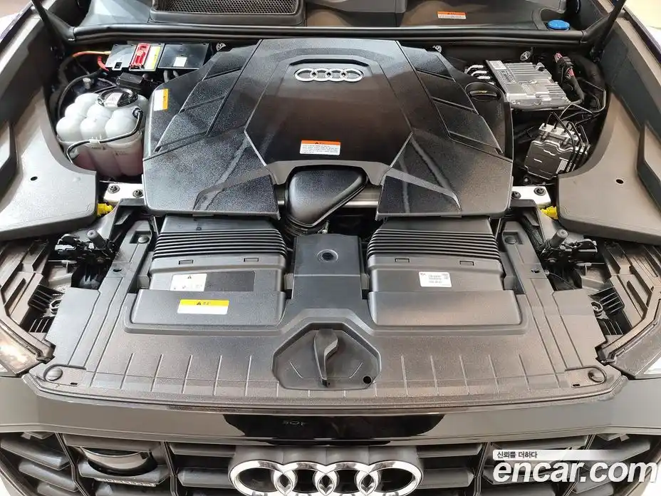 Audi Q8 2023 3.0 гидро в Москве № 163989, фото 6