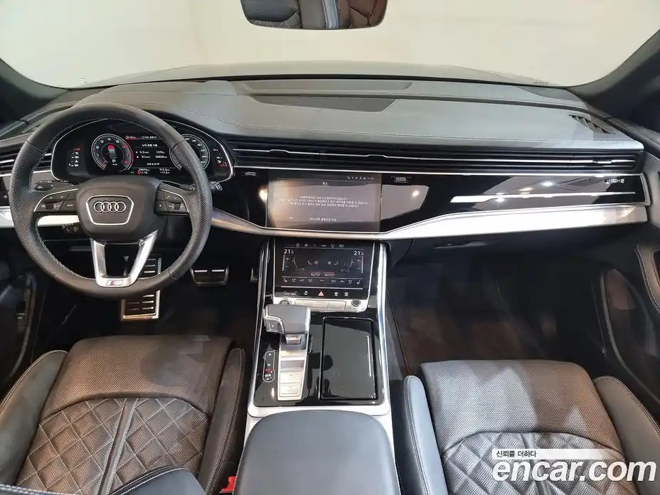 Audi Q8 2023 3.0 гидро в Москве № 163989, фото 7