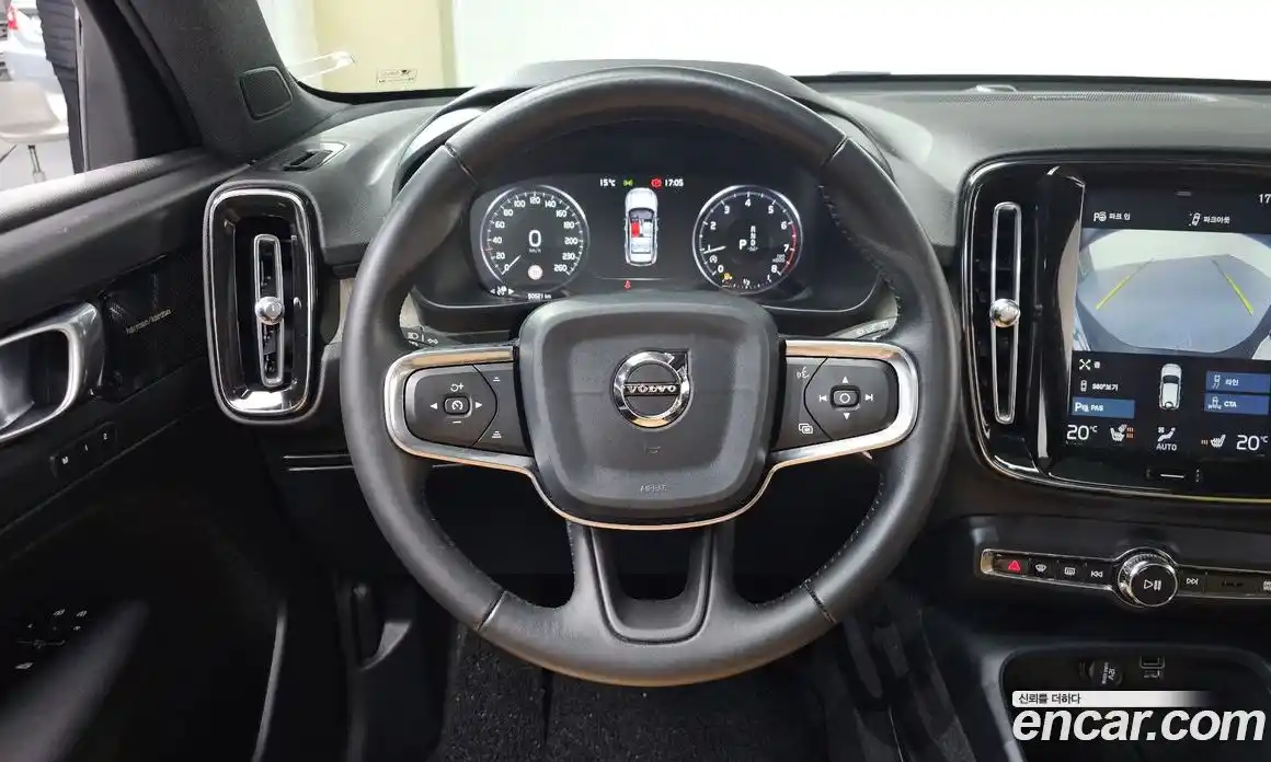 Volvo XC40 2019 2.0 гидро в Москве № 164365, фото 13
