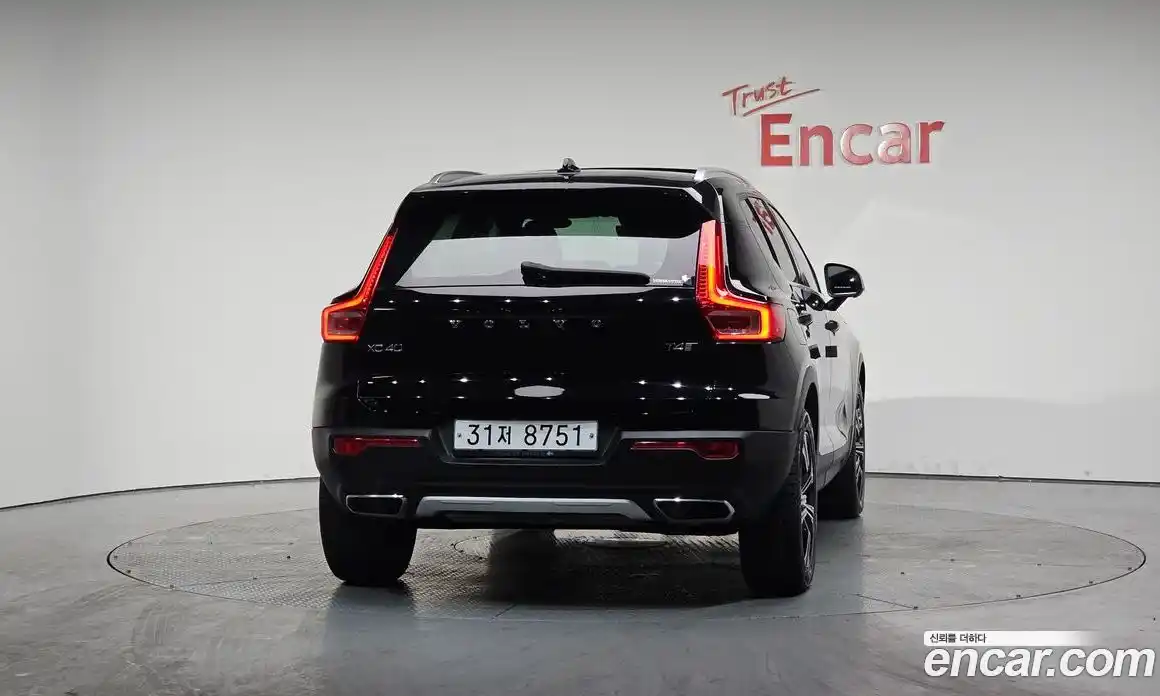 Volvo XC40 2019 2.0 гидро в Москве № 164365, фото 3