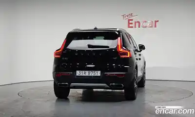 Volvo XC40 2019 2.0 гидро в Москве № 164365, миниатюра 3