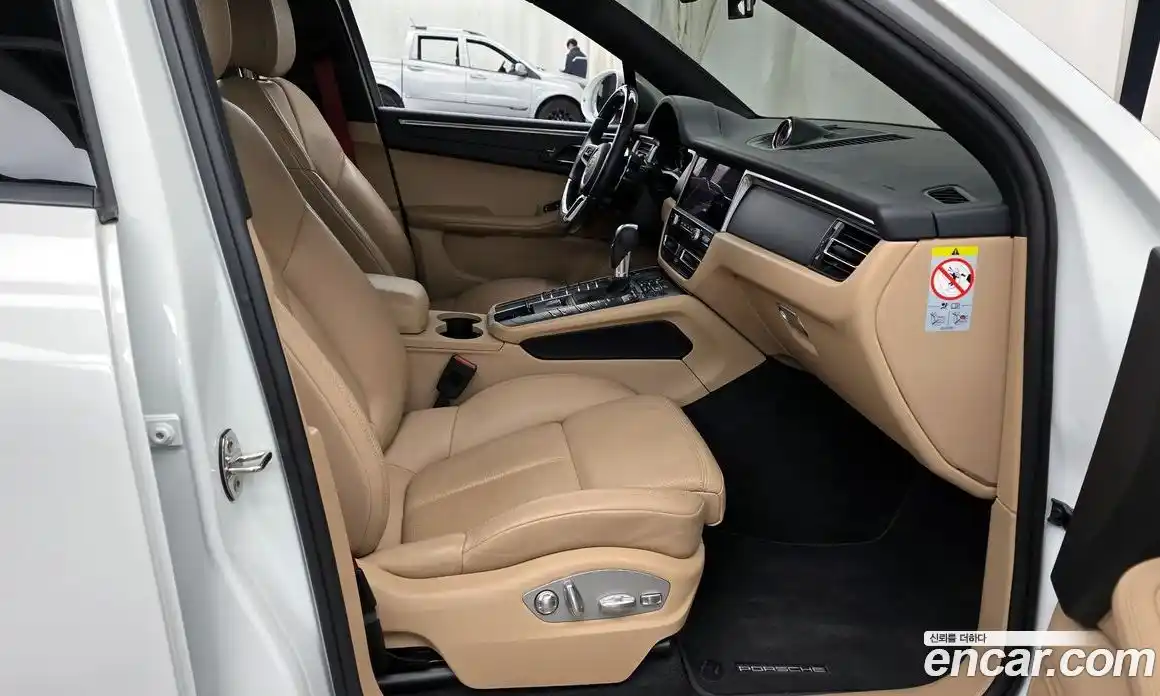 Porsche Macan 2021 2.0 гидро в Москве № 165091, фото 11