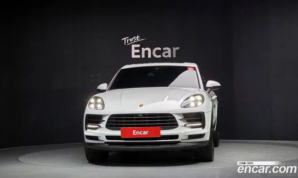 Porsche Macan 2021 2.0 гидро в Москве № 165091, фото 3