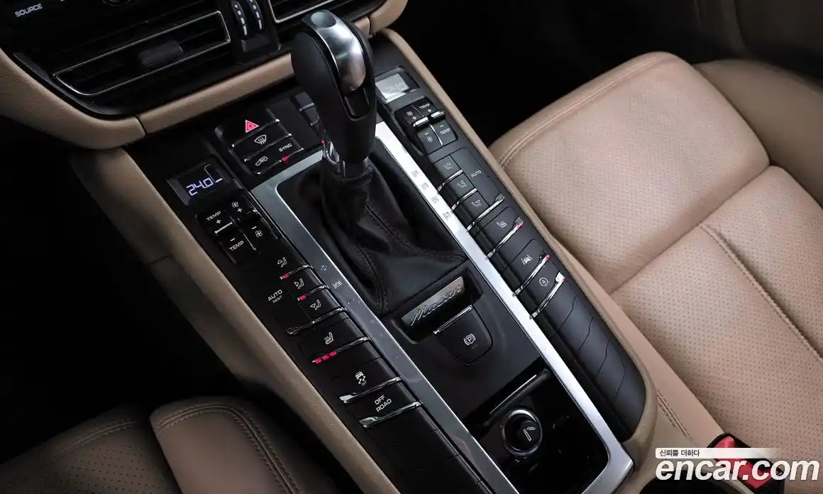 Porsche Macan 2021 2.0 гидро в Москве № 165091, фото 9