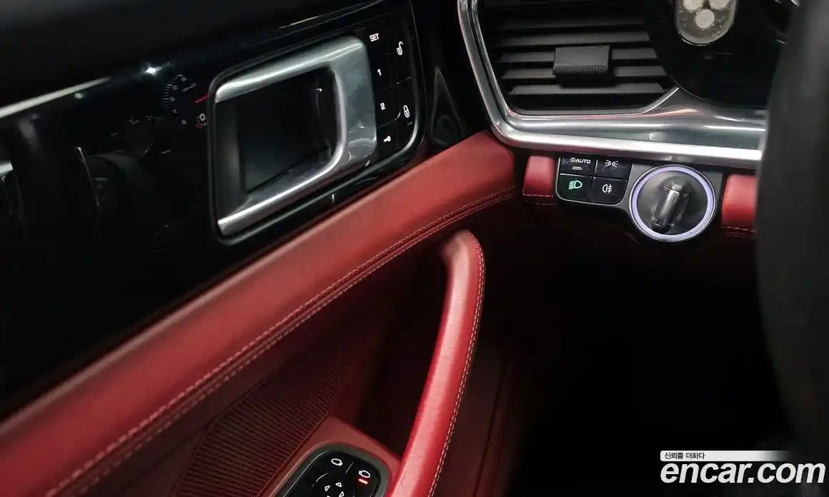 Porsche Panamera 2018 4.0 гидро в Москве № 165640, фото 17