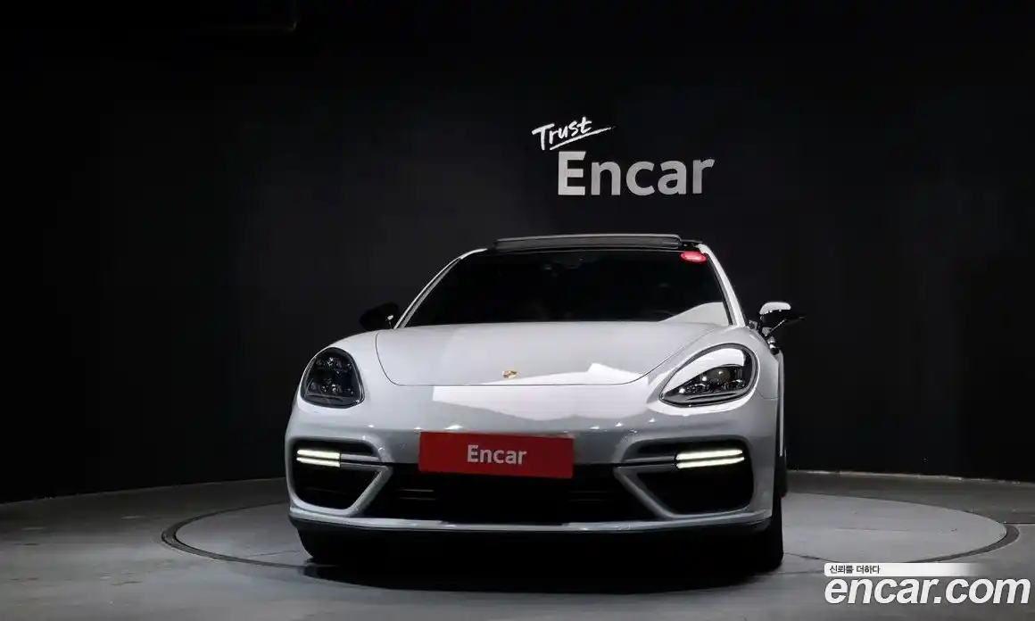 Porsche Panamera 2018 4.0 гидро в Москве № 165640, фото 3