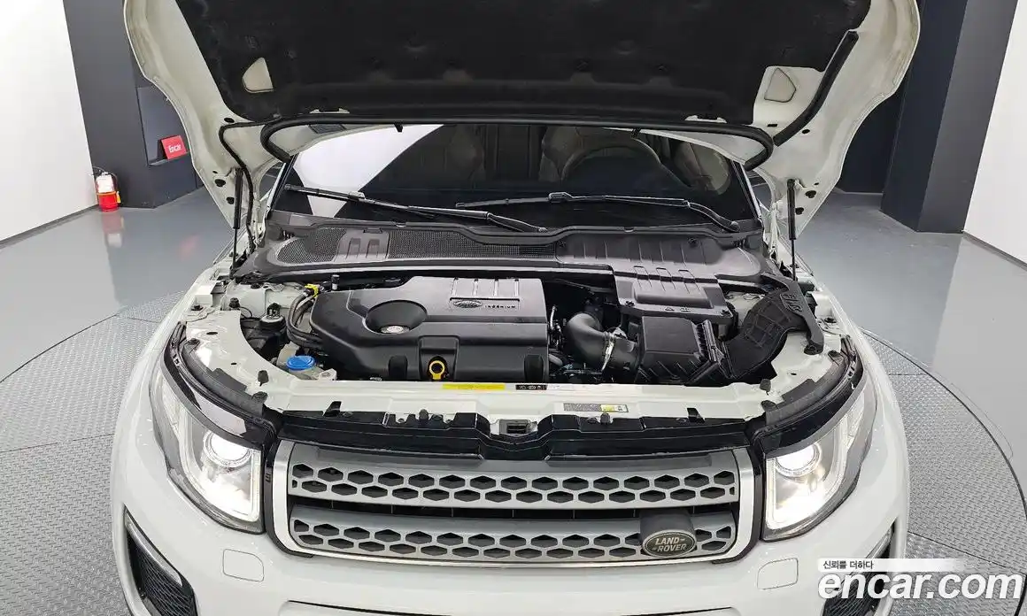 Land Rover Range-Rover Evoque 2017 2.0 гидро в Москве № 165985, фото 6