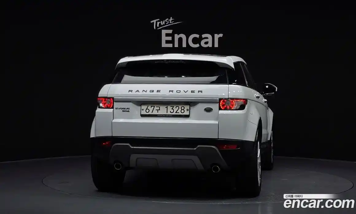 Land Rover Range-Rover Evoque 2014 2.2 гидро в Москве № 166599, фото 4