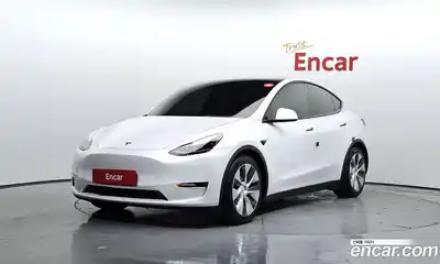 Tesla Model Y, 2021