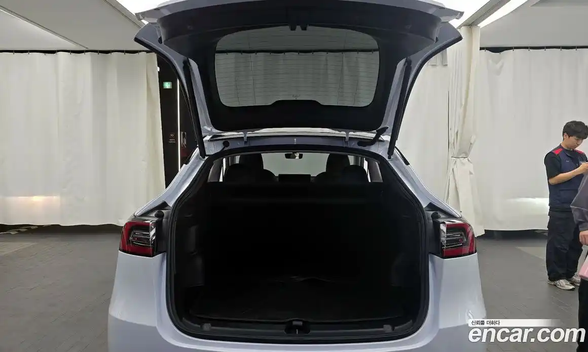 Tesla Model Y 2024 0.2 гидро в Москве № 167703, фото 20