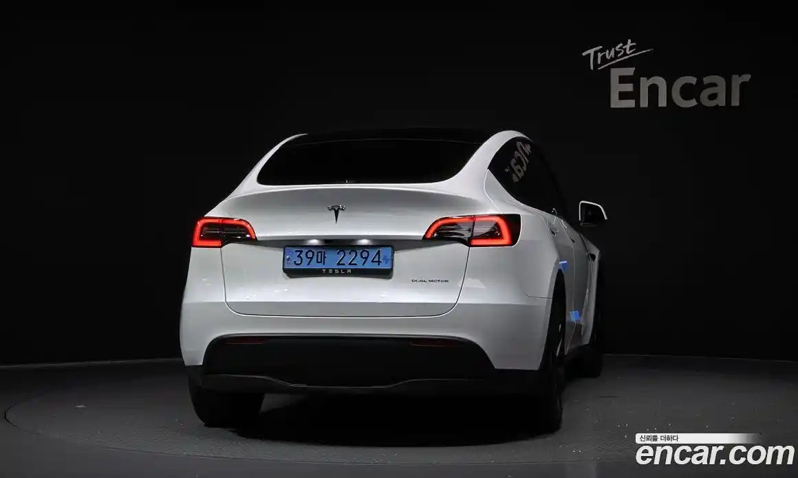 Tesla Model Y 2024 0.2 гидро в Москве № 167703, фото 4