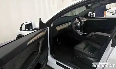 Tesla Model Y 2024 0.2 гидро в Москве № 167703, миниатюра 10