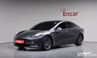 Tesla Model 3, 2020
