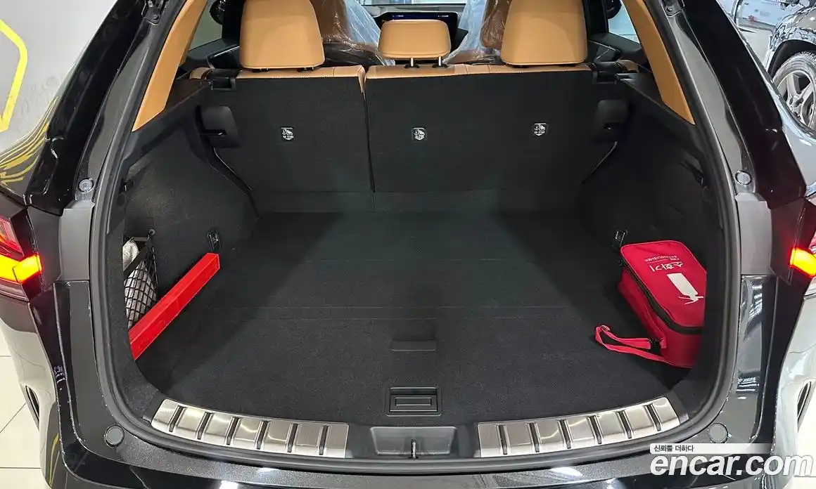 Lexus NX 2024 2.5 гидро в Москве № 168022, фото 19