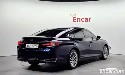 Lexus ES 2018 2.5 гидро в Москве № 168292, миниатюра 2