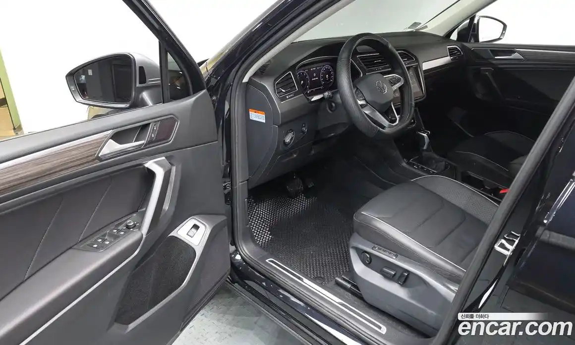 Volkswagen Tiguan 2024 2.0 гидро в Москве № 168407, фото 12