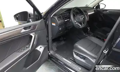 Volkswagen Tiguan 2024 2.0 гидро в Москве № 168407, миниатюра 12