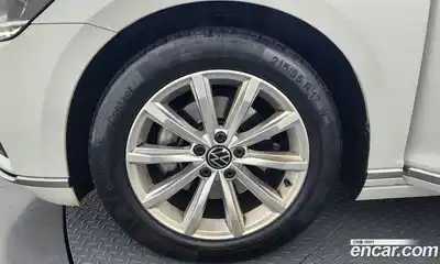 Volkswagen Passat 2021 2.0 гидро в Москве № 168589, миниатюра 5