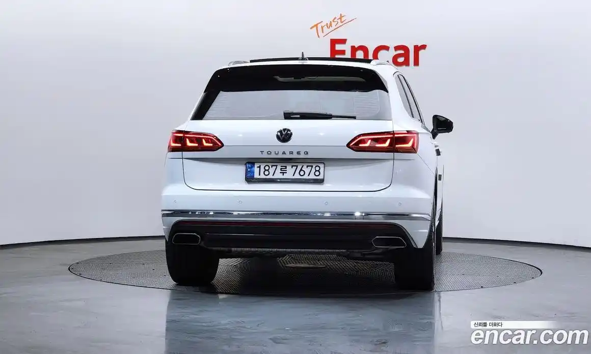 Volkswagen Touareg 2023 3.0 гидро в Москве № 168593, фото 4
