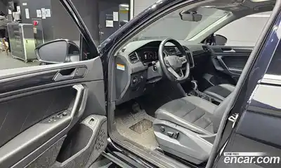 Volkswagen Tiguan 2022 2.0 гидро в Москве № 168709, миниатюра 11
