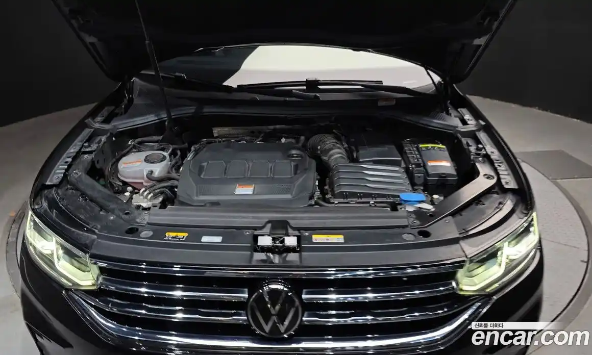 Volkswagen Tiguan 2022 2.0 гидро в Москве № 168709, фото 6