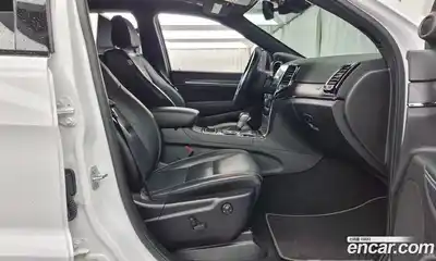 Jeep Cherokee 2021 3.6 гидро в Москве № 169529, миниатюра 11
