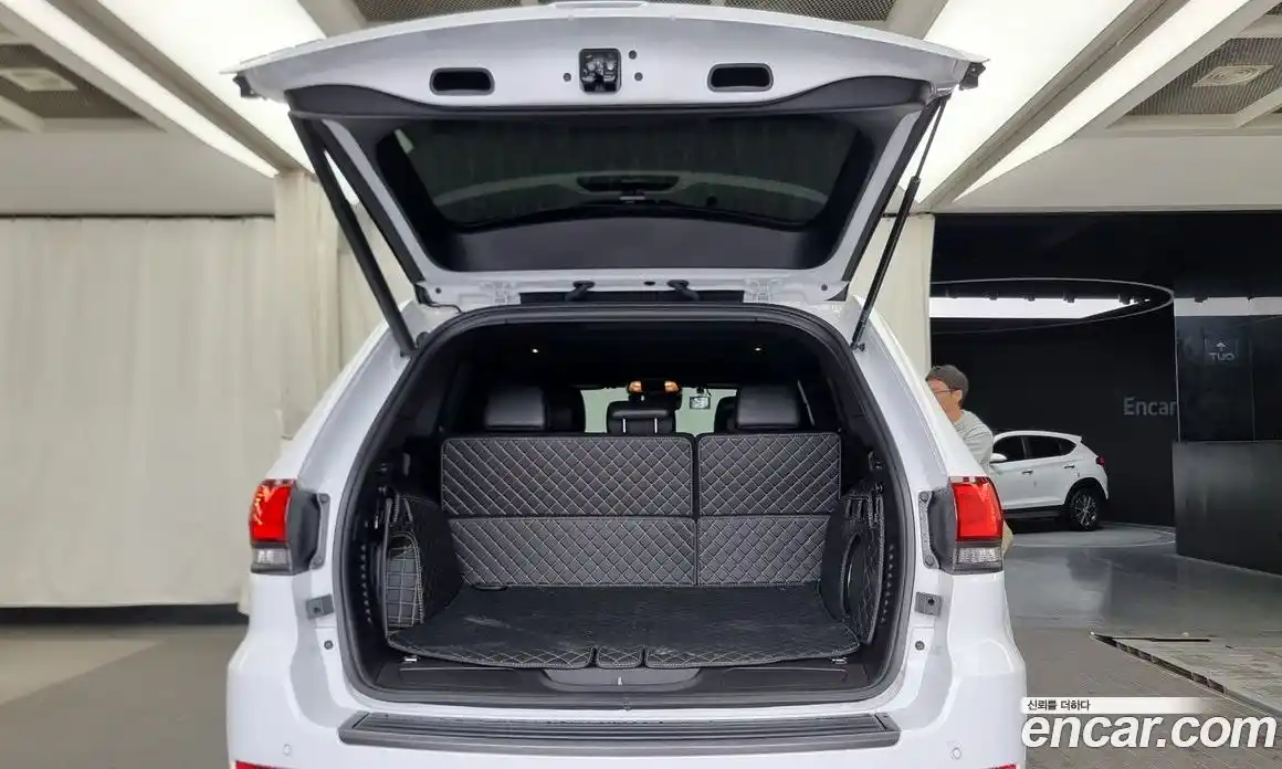 Jeep Cherokee 2021 3.6 гидро в Москве № 169529, фото 20