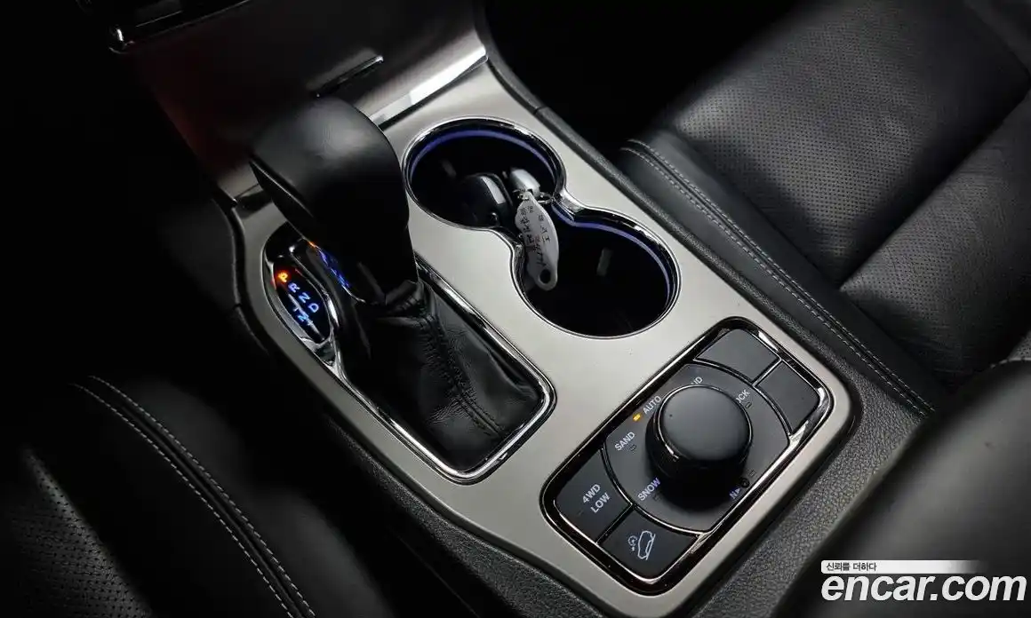 Jeep Cherokee 2021 3.6 гидро в Москве № 169529, фото 9