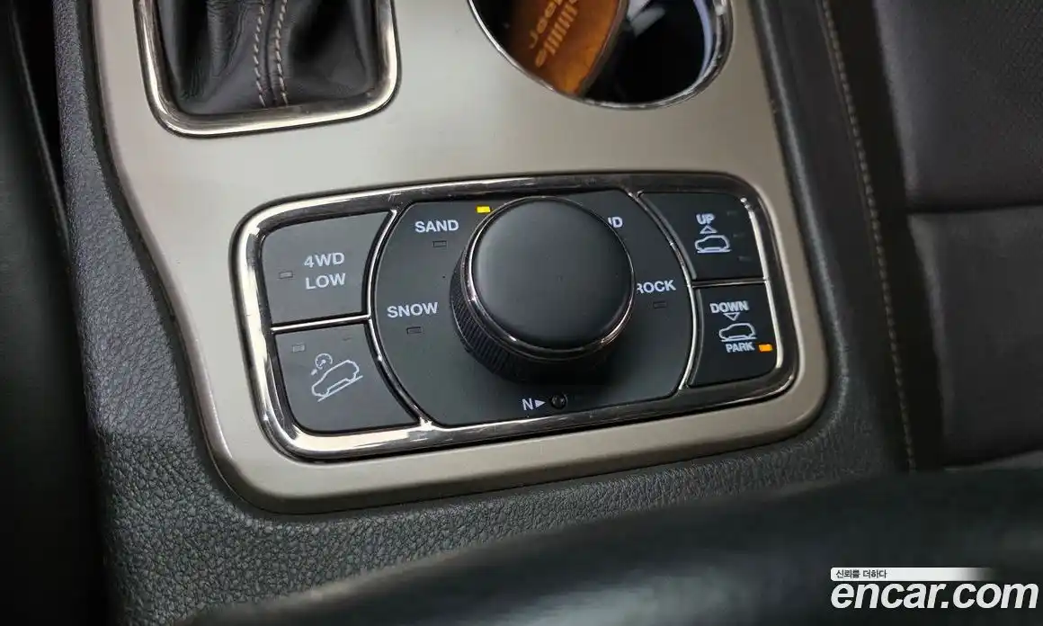 Jeep Cherokee 2016 3.0 гидро в Москве № 169870, фото 17