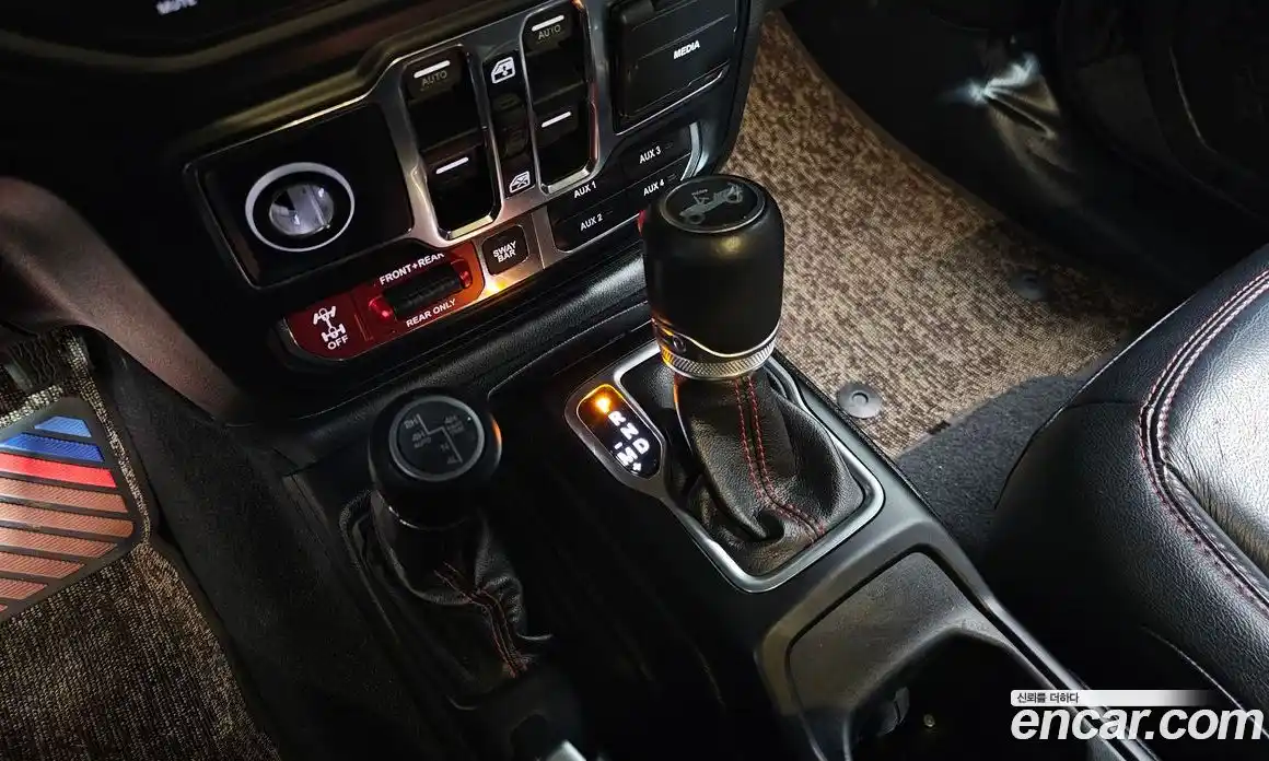 Jeep Wrangler 2019 2.0 гидро в Москве № 169880, фото 9
