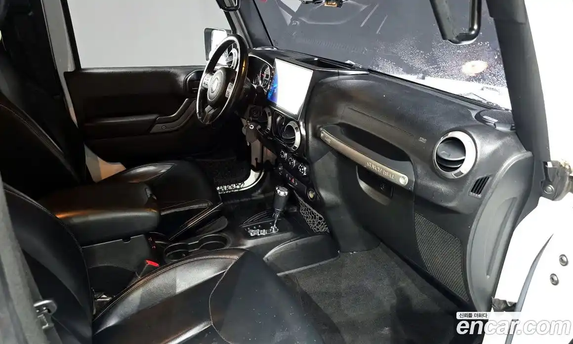 Jeep Wrangler 2015 3.6 гидро в Москве № 169897, фото 7