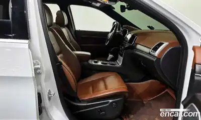 Jeep Cherokee 2020 3.6 гидро в Москве № 169913, миниатюра 11