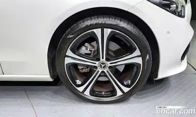Mercedes-Benz C-Class 2023 2.0 гидро в Москве № 175084, миниатюра 5