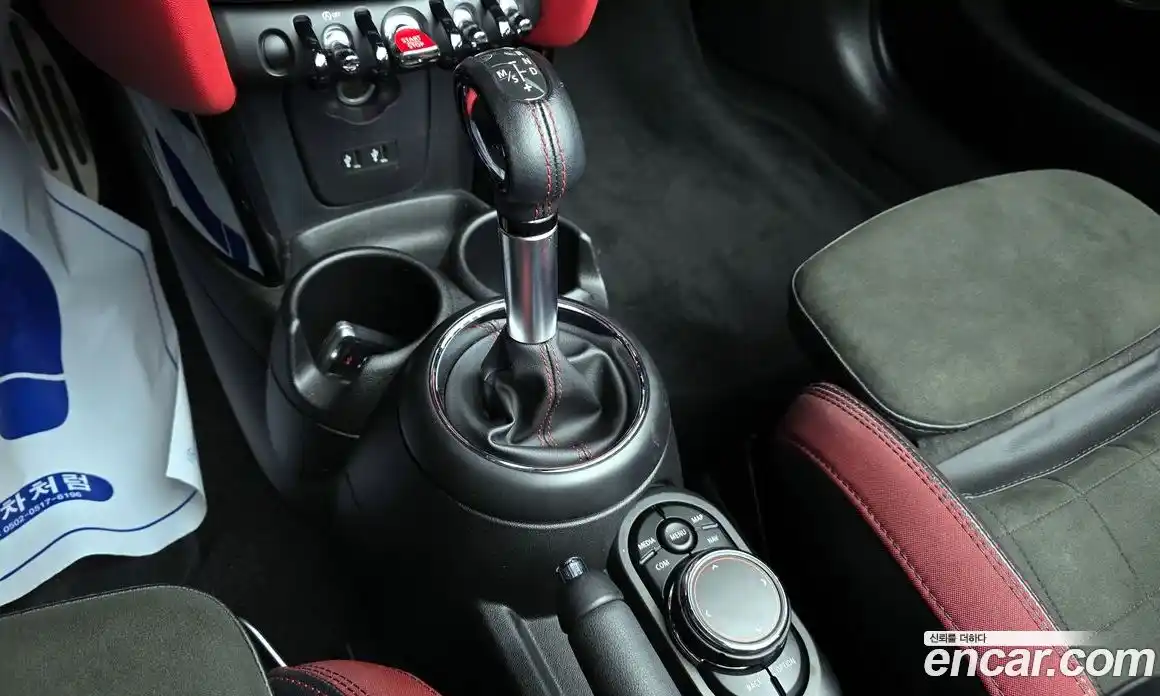 Mini Cooper Convertible 2018 2.0 гидро в Москве № 186380, фото 9